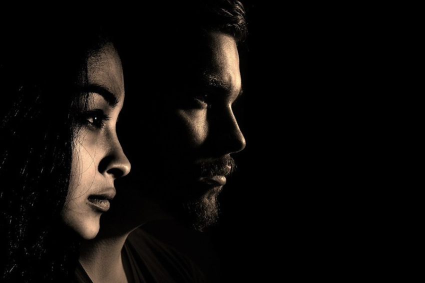 Исследование: отношения могут сделать интроверта экстравертом