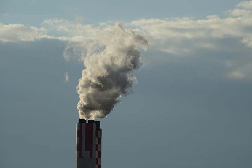 НПЗ в Славянске-на-Кубани частично приостановил работу после атаки украинских дронов