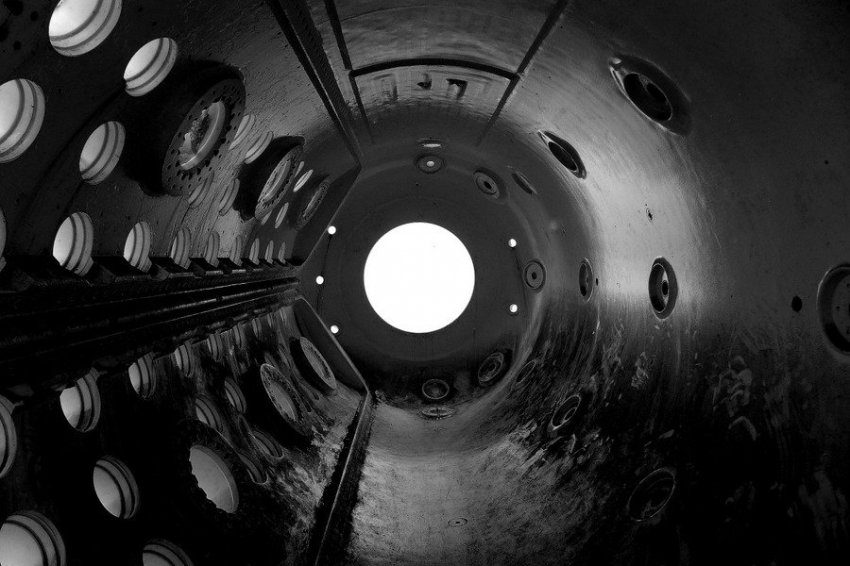 Физики впервые наблюдали уникальные частицы, состоящие лишь из силы