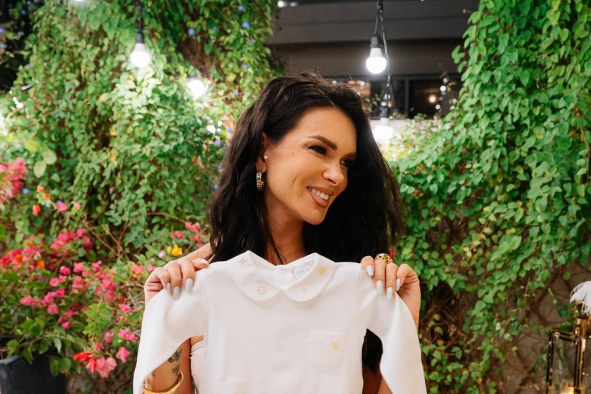 Катя Жужа стала мамой в четвертый раз — роды прошли в США