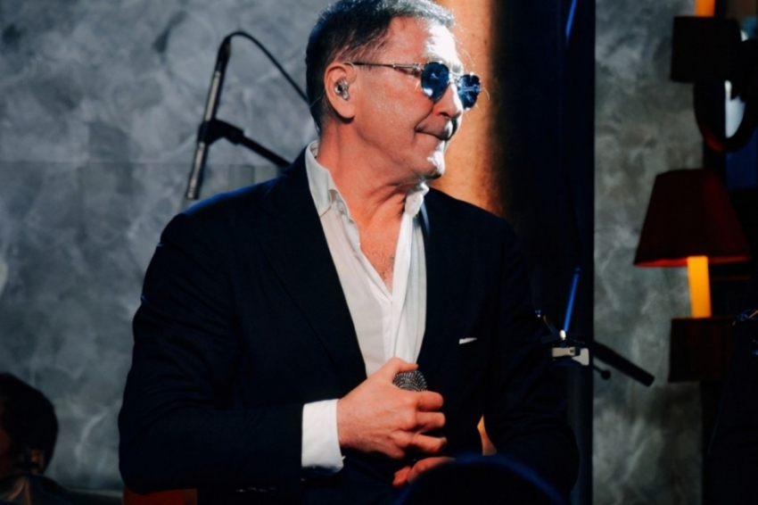 Бабушка 18-летней невесты Григория Лепса Авроры назвала условия их свадьбы