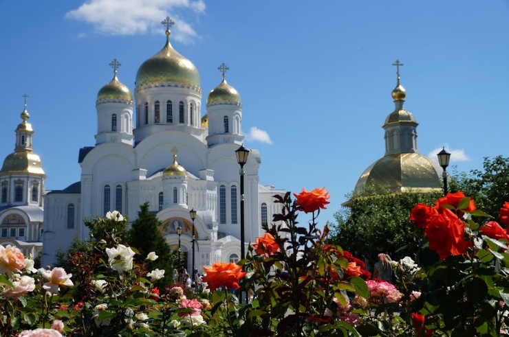 Какой народный и церковный праздник отмечается 15 июля 2024 года, приметы и традиции дня