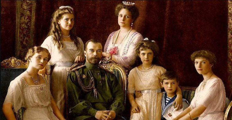 Память святых царственных страстотерпцев церковь почтит 17 июля 2024 года