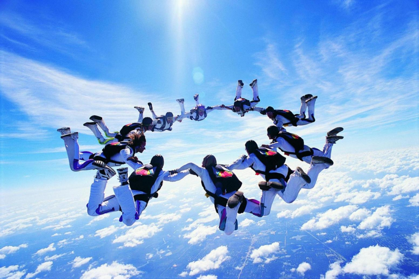 Какие праздники отмечают 26 июля 2024 года: День парашютиста и другие важные события