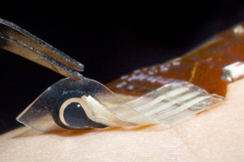 В Сингапуре создан датчик для постоянного мониторинга здоровья