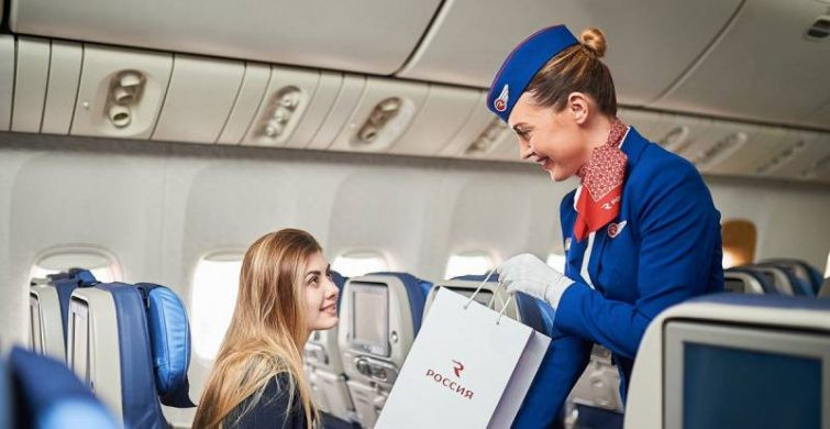 День приятных неожиданностей отмечают 26 октября 2024 года: поздравления родным и близким с праздником