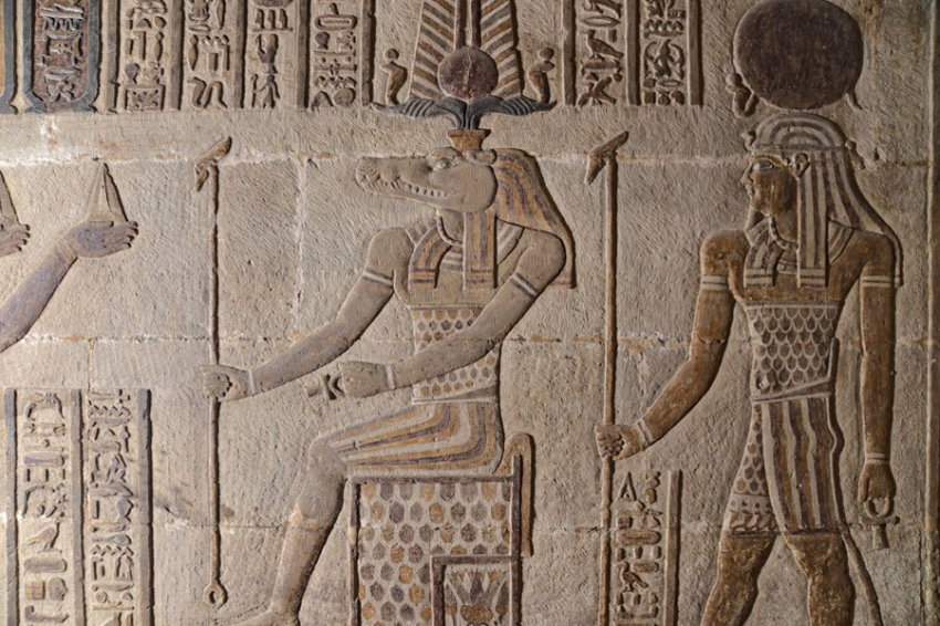 В египетском храме Эсна обнаружены новые картины и детали