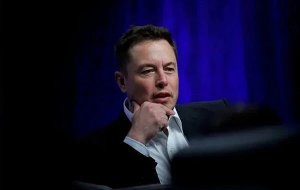 Маск назвал ненормальным тайный запрос Байдена о помощи Украине