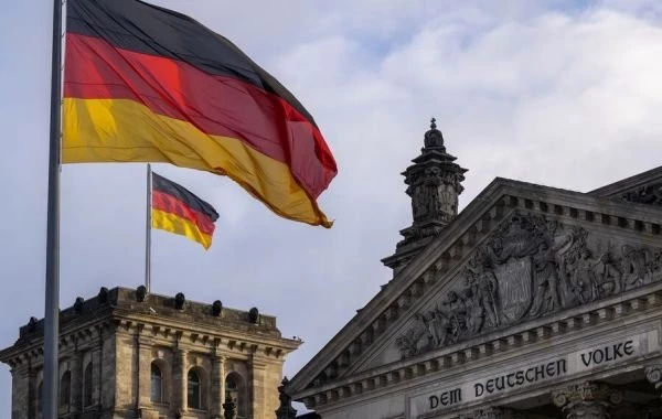 В правительстве ФРГ обсуждают возможность разработки Украиной ядерного оружия