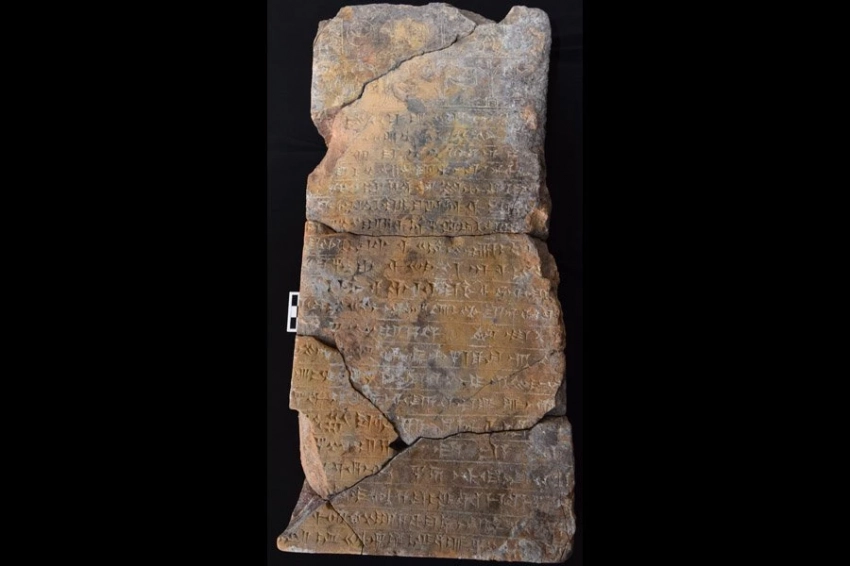 В сгоревшем храме в Ираке обнаружены ассирийские святыни